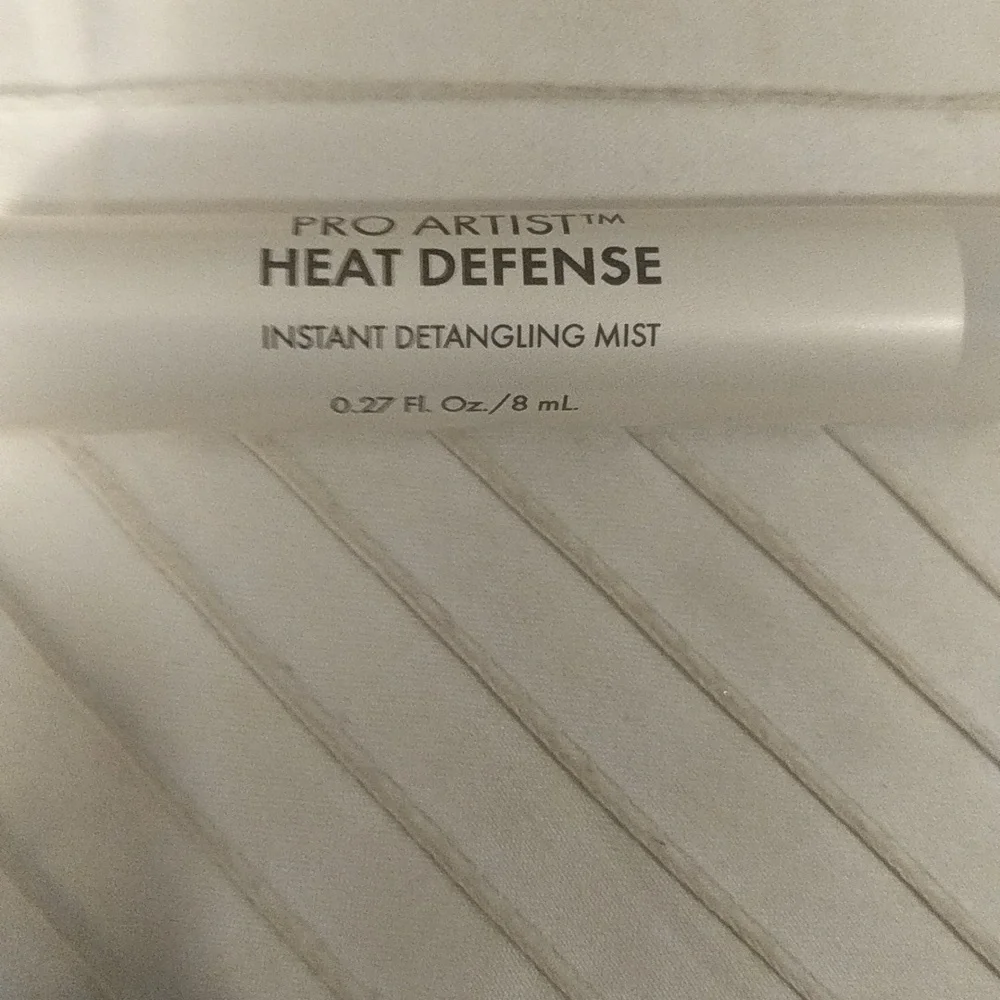 Heat Protectant/Detangling Mist